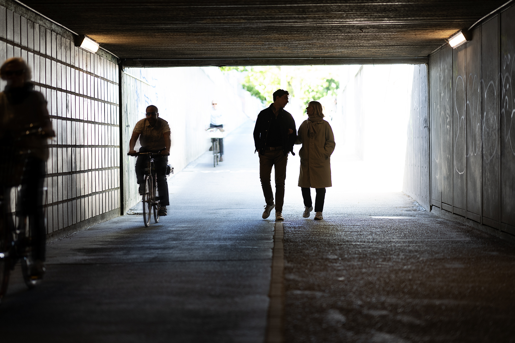HEADSPACE_FAMILY_TUNNEL_8723